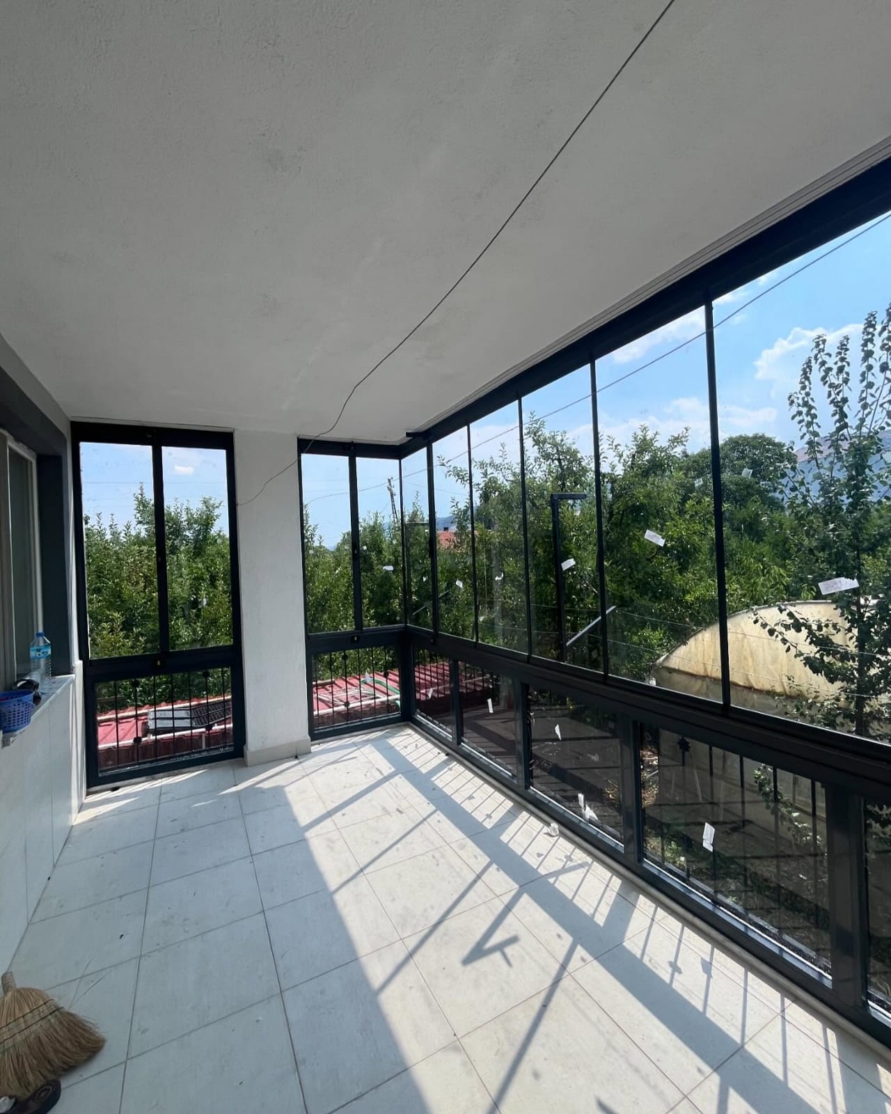 Özdemir Cam Balkon Sistemleri